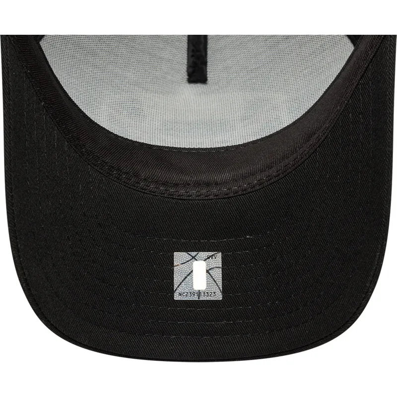 cap-zaoblena-black-snapback-9forty-m-crown-a-frame-chicago-bulls-nba-new-era