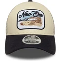gorra-trucker-beige-y-azul-marino-9forty-m-crown-a-frame-de-new-era