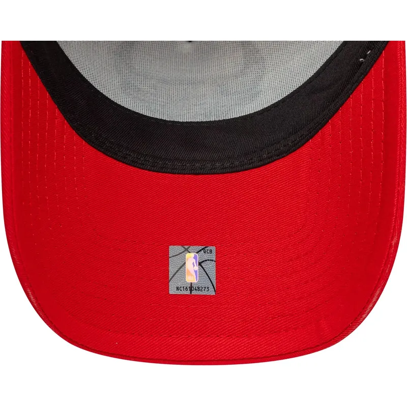 cap-zaoblena-red-snapback-a-frame-side-patch-chicago-bulls-nba-new-era
