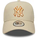 trucker-cap-beige-mit-beigem-logo-a-frame-outline-von-new-york-yankees-mlb-von-new-era