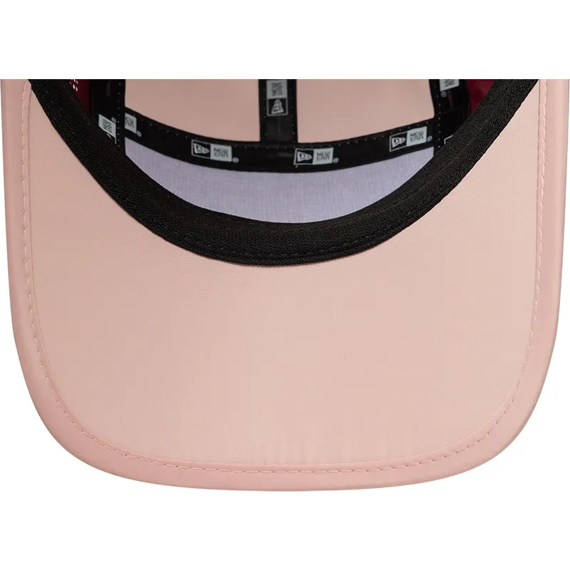 siltovka-zaoblena-5-panelova-cervena-nastavitelny-runner-colour-block-new-era siltovka-zaoblena-5-panelova-cervena-nastavitelny-runner-colour-block-new-era