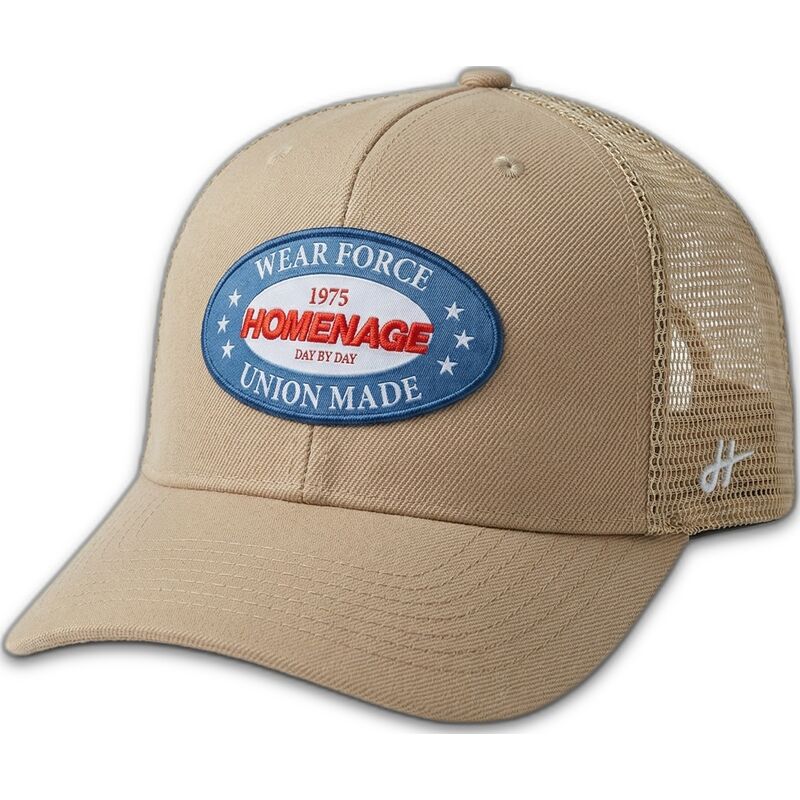 gorra-trucker-beige-union-workwear-the-trucker-de-homenage