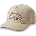 gorra-curva-beige-snapback-just-kids-the-retro-de-homenage
