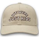 gorra-curva-beige-snapback-just-kids-the-retro-de-homenage