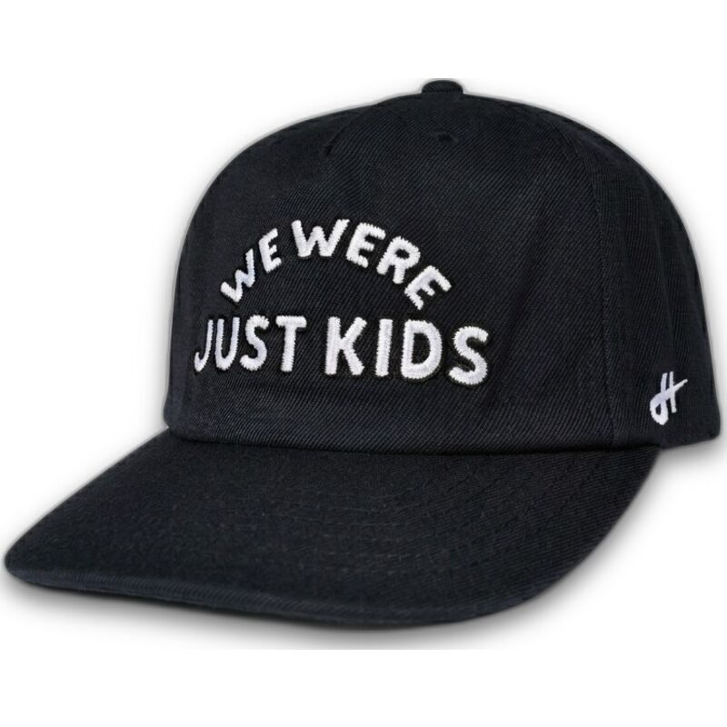 siltovka-zaoblena-cierna-snapback-just-kids-the-retro-homenage