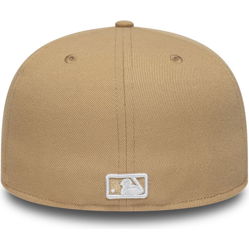 siltovky-rovna-hneda-upraveny-claro-59fifty-league-essential-new-york-yankees-mlb-new-era