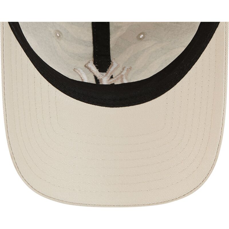 gorra-curva-beige-ajustable-9twenty-leafy-palm-de-new-york-yankees-mlb-de-new-era