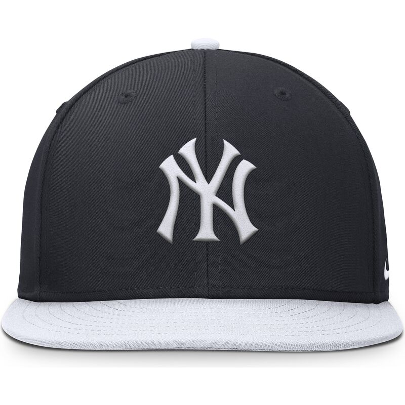 cap-rovna-navy-blue-snapback-pre-deti-dri-fit-pro-structured-square-bill-new-york-yankees-mlb-nike