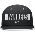 cap-rovna-black-ajustada-primetime-dri-fit-true-structured-round-bill-new-york-yankees-mlb-nike