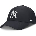 cap-zaoblena-navy-blue-adjustable-strap-club-structured-uv-poly-ripstop-new-york-yankees-mlb-nike