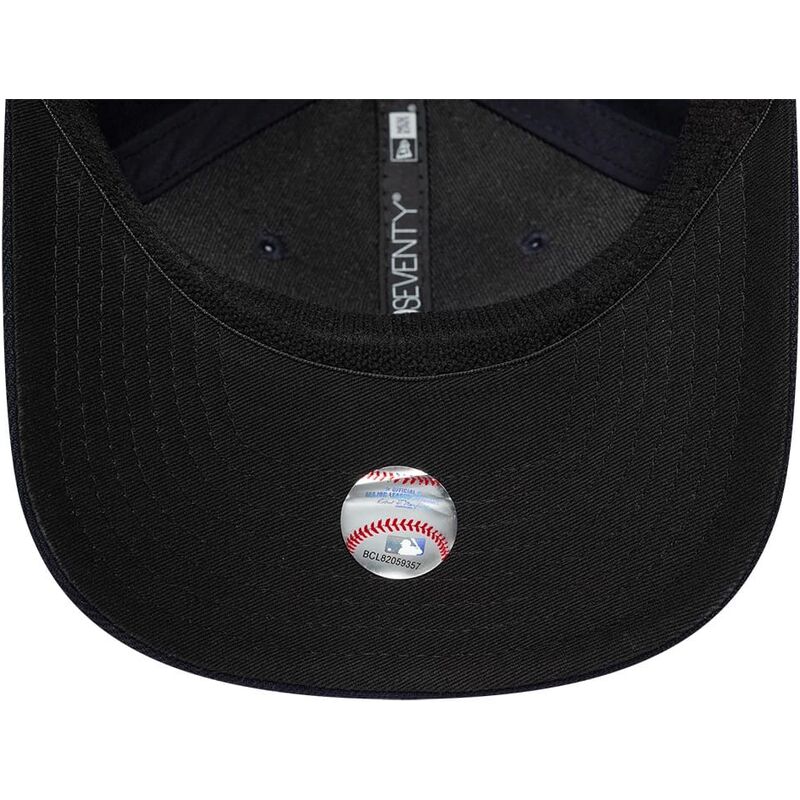 siltovka-zaoblena-tmavomodra-snapback-9seventy-stretch-snap-player-replica-boston-red-sox-mlb-new-era