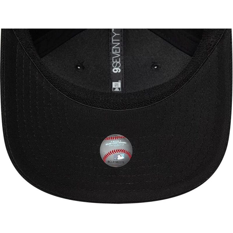siltovka-zaoblena-cierna-snapback-9seventy-stretch-snap-player-replica-chicago-white-sox-mlb-new-era