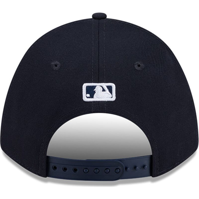 siltovka-zaoblena-tmavomodra-snapback-9forty-m-crown-hall-of-fame-new-york-yankees-mlb-new-era