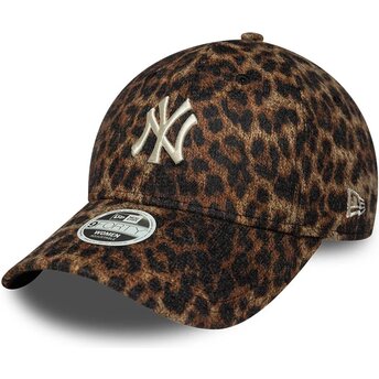 Šiltovka zaoblená leopardí nastaviteľný 9FORTY Leopard Cosy New York Yankees MLB New Era