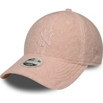Šiltovka zaoblená ružová snapback rosa 9FORTY M-Crown Winter Borg New York Yankees MLB New Era