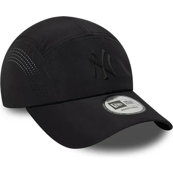 Šiltovka zaoblená čierna snapback Runner Tech Midi New York Yankees MLB New Era
