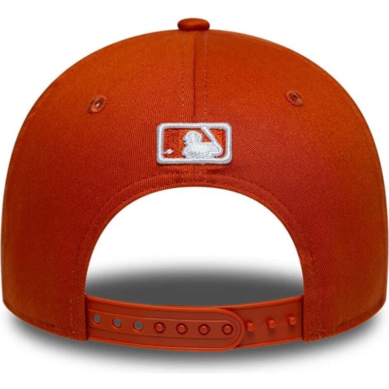 siltovka-zaoblena-oranzova-snapback-9forty-m-crown-new-york-yankees-mlb-new-era