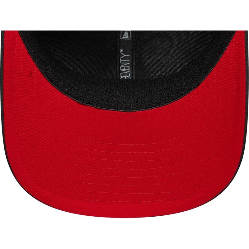 siltovka-zaoblena-cierna-snapback-9seventy-stretch-snap-fw-poly-ac-milan-serie-a-new-era