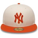 siltovka-rovna-bezova-upravena-59fifty-league-essential-new-york-yankees-mlb-new-era