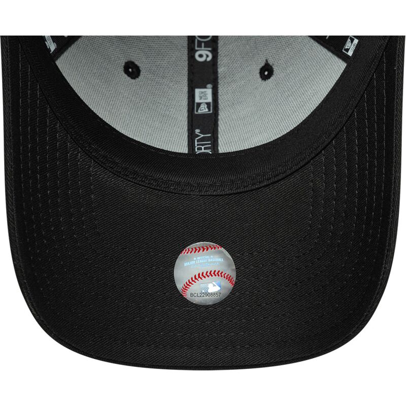 siltovka-zaoblena-cierna-nastavitelny-9forty-league-essential-detroit-tigers-mlb-new-era
