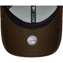 siltovka-zaoblena-hneda-snapback-9forty-winter-borg-new-york-yankees-mlb-new-era