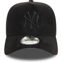 siltovka-zaoblena-cierna-snapback-e-frame-faux-suede-new-york-yankees-mlb-new-era