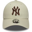 siltovka-zaoblena-bezova-snapback-9forty-m-crown-new-york-yankees-mlb-new-era