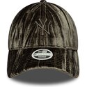 siltovka-zaoblena-zelena-nastavitelny-9twenty-velour-new-york-yankees-mlb-new-era