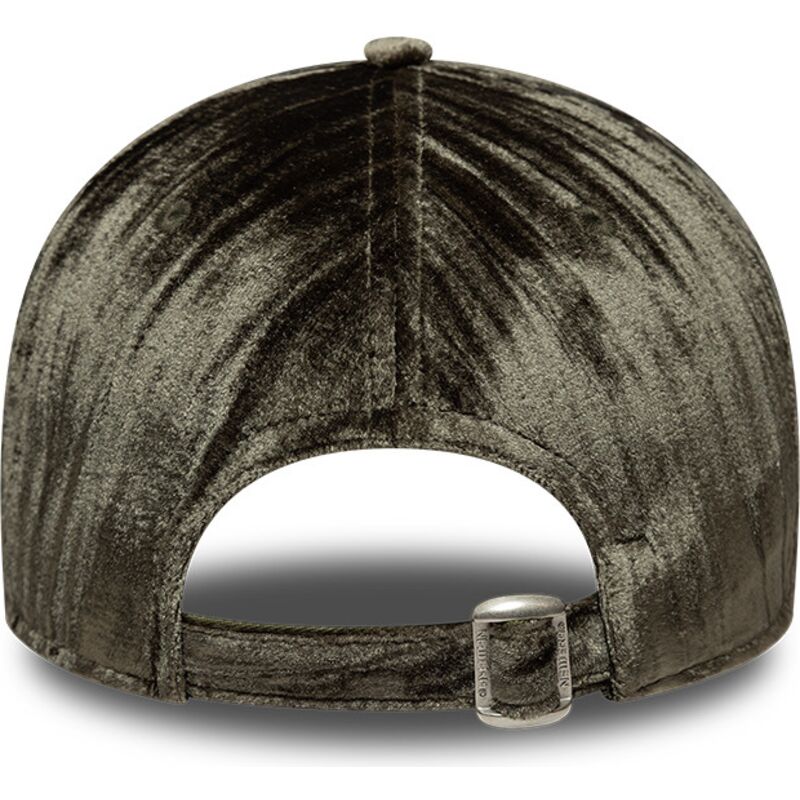 siltovka-zaoblena-zelena-nastavitelny-9twenty-velour-new-york-yankees-mlb-new-era siltovka-zaoblena-zelena-nastavitelny-9twenty-velour-new-york-yankees-mlb-new-era