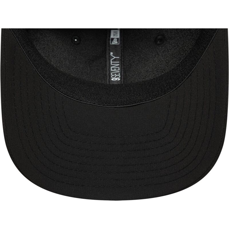 siltovka-zaoblena-cierna-snapback-9seventy-stretch-snap-repreve-associazione-sportiva-roma-serie-a-new-era