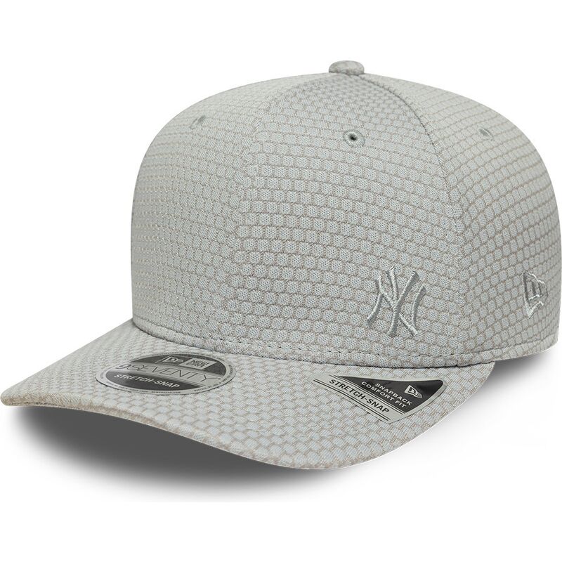 siltovka-zaoblena-siva-snapback-9seventy-stretch-snap-mesh-flawless-new-york-yankees-mlb-new-era