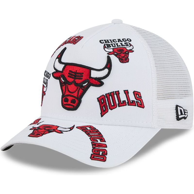 siltovka-zaoblena-biely-snapback-9forty-m-crown-a-frame-all-over-chicago-bulls-nba-new-era