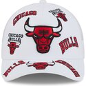 siltovka-zaoblena-biely-snapback-9forty-m-crown-a-frame-all-over-chicago-bulls-nba-new-era