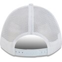 siltovka-zaoblena-biely-snapback-9forty-m-crown-a-frame-all-over-chicago-bulls-nba-new-era
