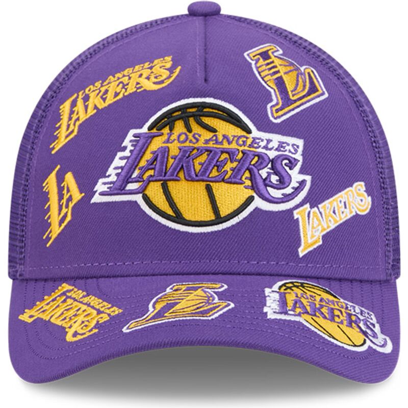 siltovka-zaoblena-fialova-snapback-9forty-m-crown-a-frame-all-over-los-angeles-lakers-nba-new-era