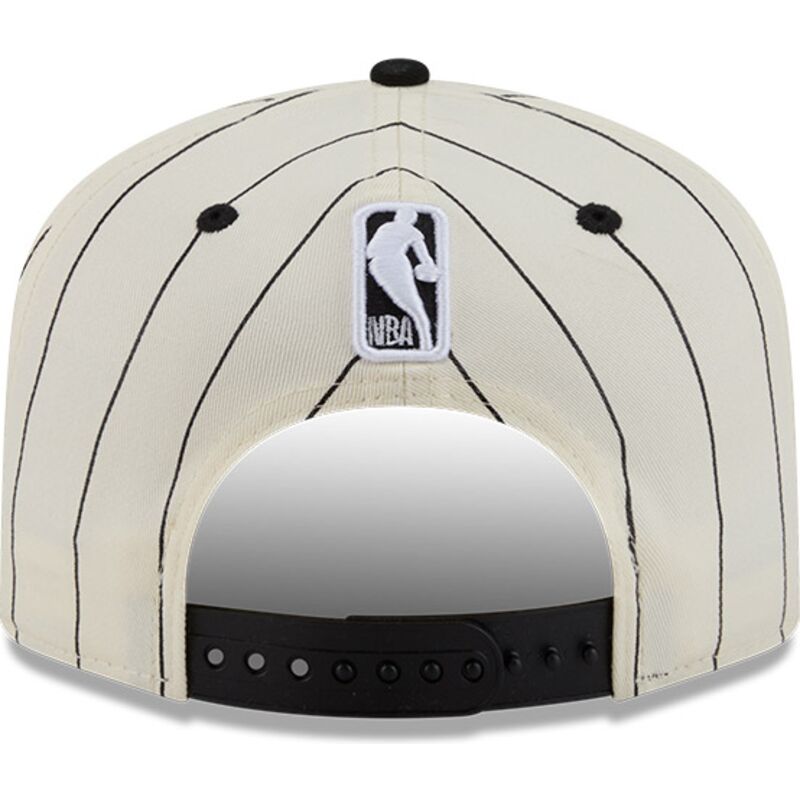 siltovka-zaoblena-bezova-snapback-19twenty-pinstripe-chicago-bulls-nba-new-era