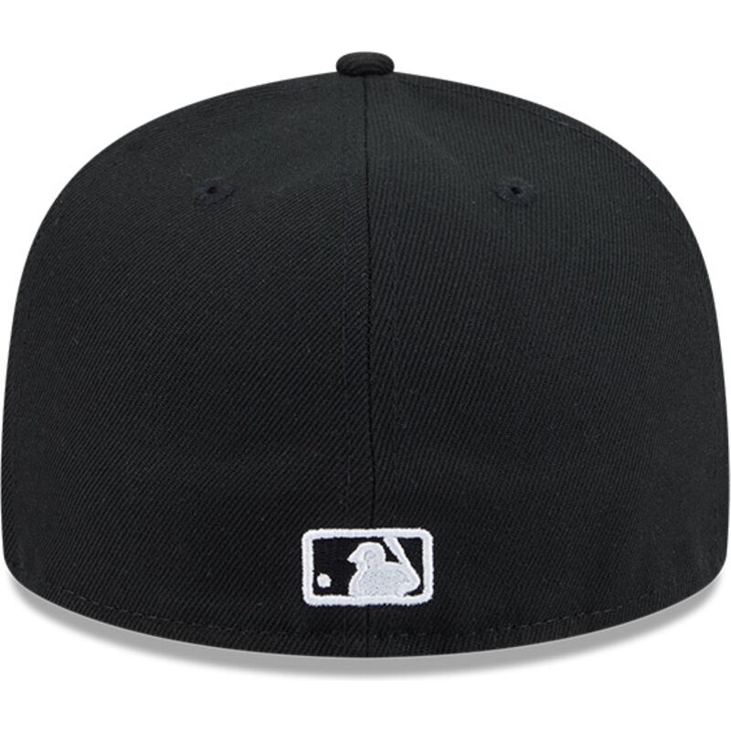 siltovka-rovna-cierna-upravena-59fifty-rhinestone-badge-new-york-yankees-mlb-new-era