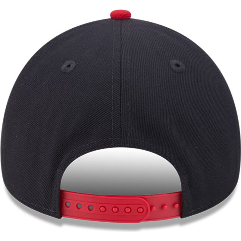 siltovka-zaoblena-tmavomodra-snapback-9forty-a-frame-na-lifestyle-f1-boston-red-sox-mlb-new-era