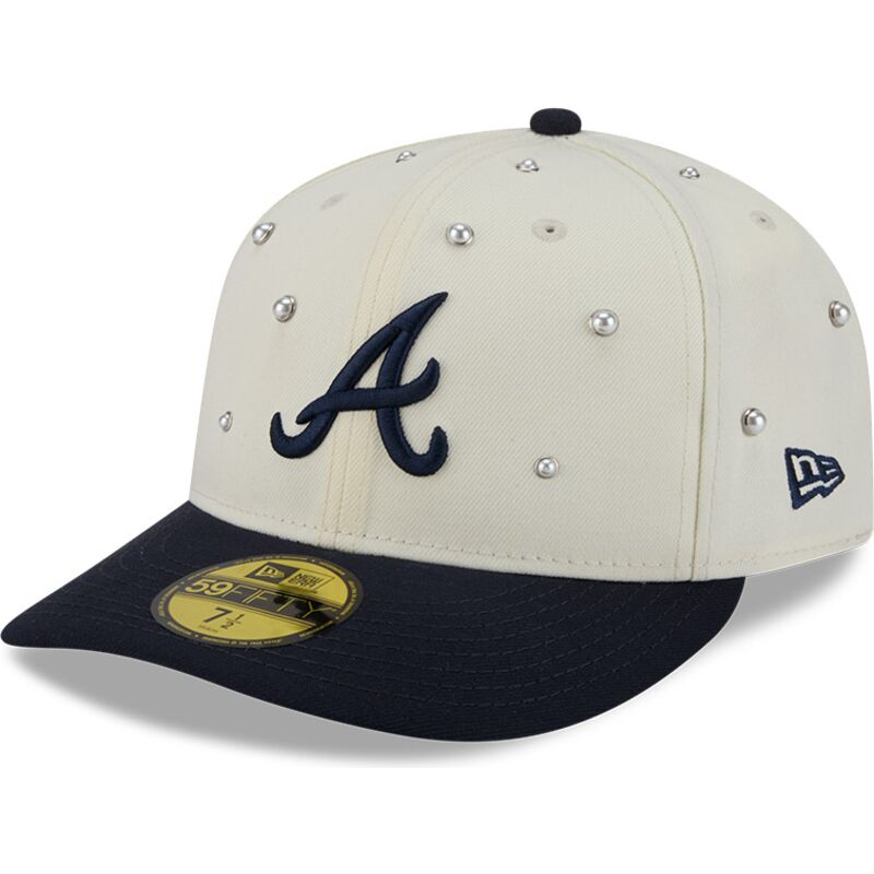 siltovka-zaoblena-bezova-upravena-59fifty-beads-na-lifestyle-f1-atlanta-braves-mlb-new-era