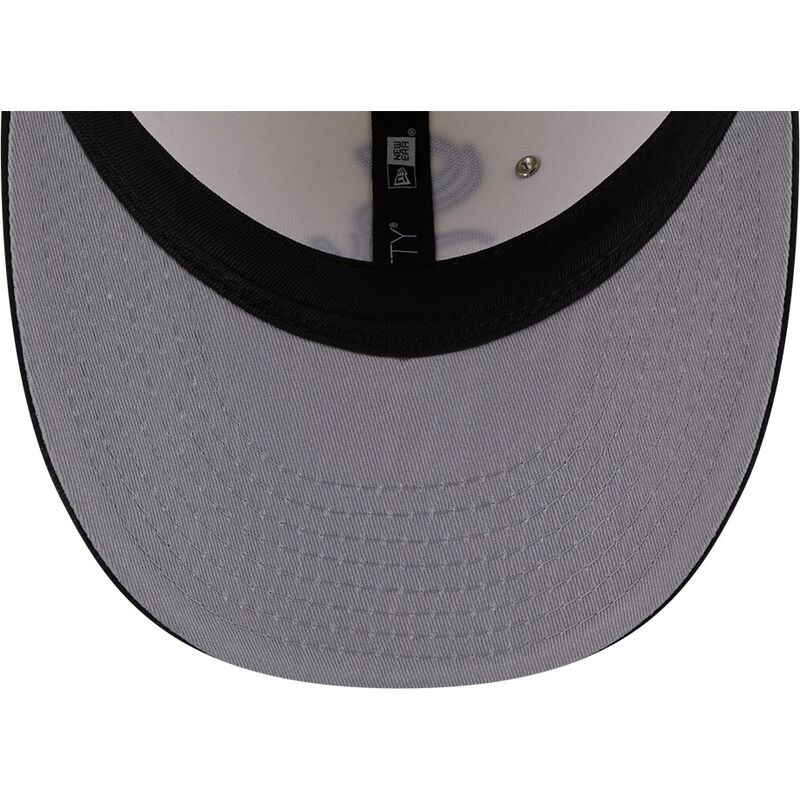 siltovka-zaoblena-bezova-upravena-59fifty-beads-na-lifestyle-f1-chicago-white-sox-mlb-new-era siltovka-zaoblena-bezova-upravena-59fifty-beads-na-lifestyle-f1-chicago-white-sox-mlb-new-era
