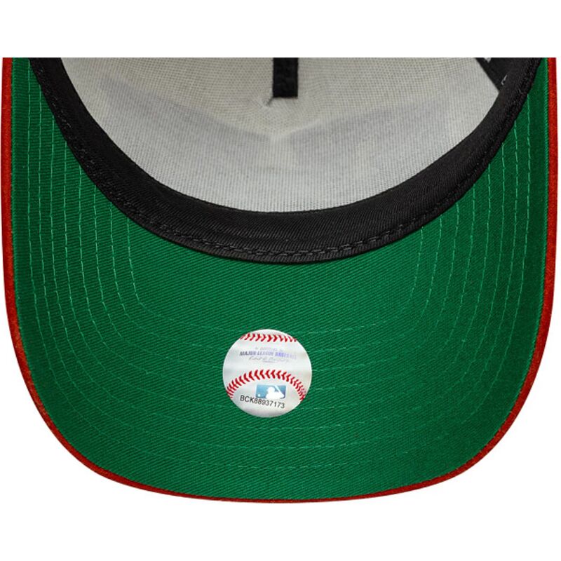 siltovka-zaoblena-bezova-snapback-e-frame-wordmark-suede-new-york-yankees-mlb-new-era