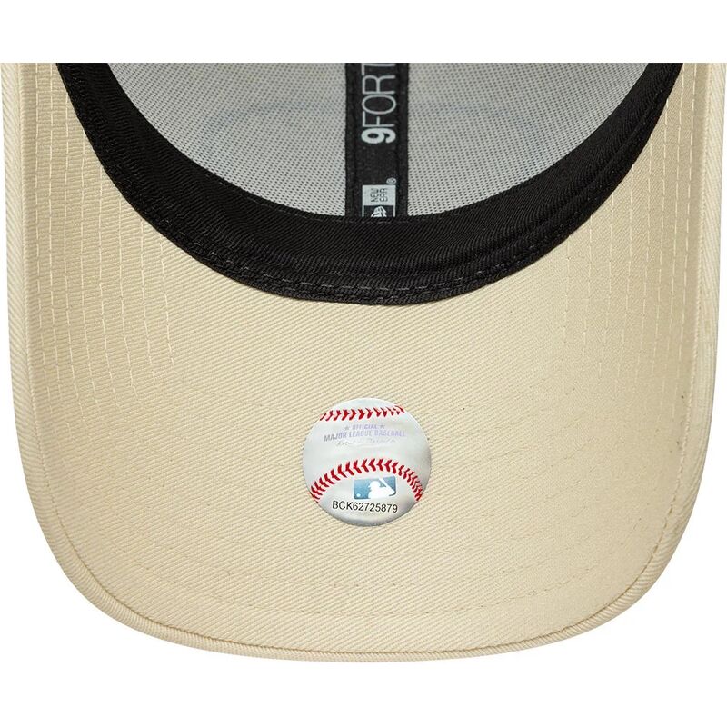 siltovka-zaoblena-krem-nastavitelny-9forty-patch-los-angeles-dodgers-mlb-new-era