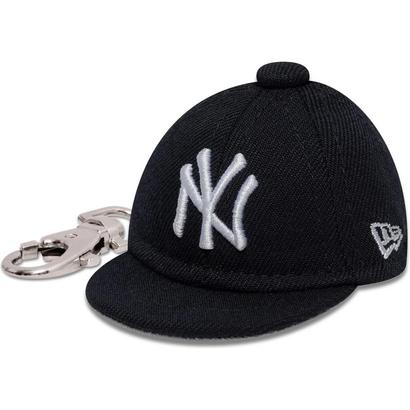 prislusenstvo-tmavomodra-llavero-mini-cap-keychain-new-york-yankees-mlb-new-era prislusenstvo-tmavomodra-llavero-mini-cap-keychain-new-york-yankees-mlb-new-era