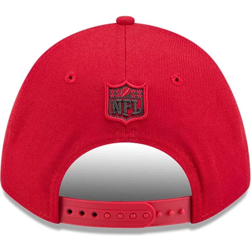 siltovka-zaoblena-hneda-snapback-9forty-m-crown-team-tampa-bay-buccaneers-nfl-new-era