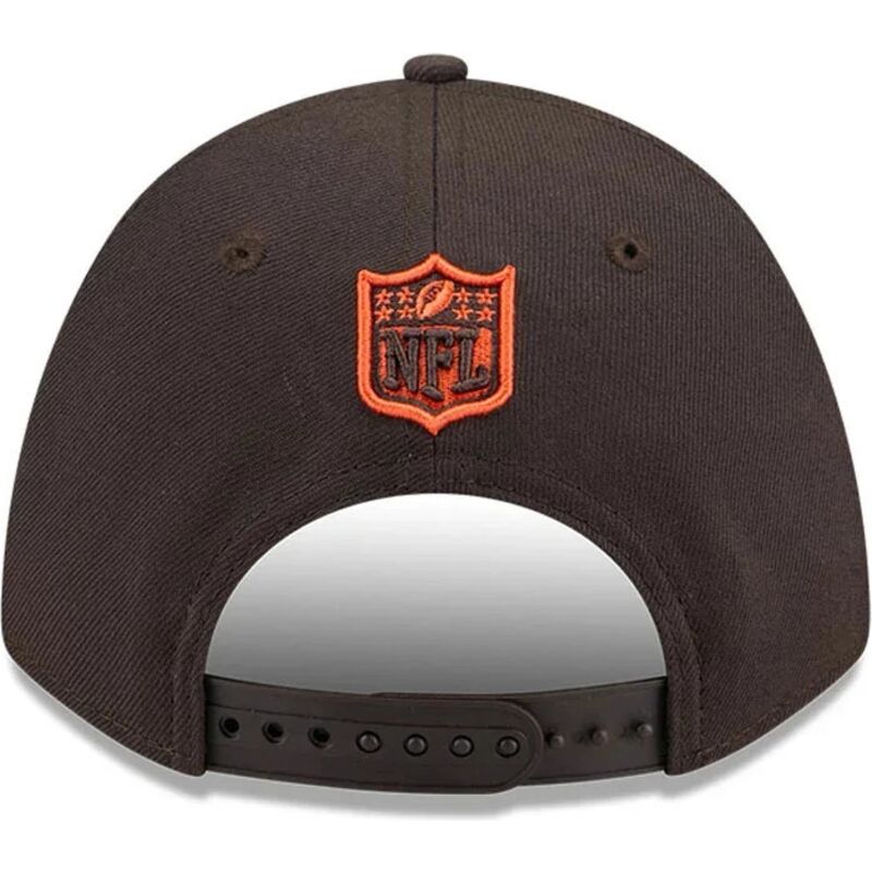 siltovka-zaoblena-hneda-snapback-9forty-m-crown-team-cleveland-browns-nfl-new-era