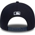 siltovka-zaoblena-tmavomodra-snapback-9forty-m-crown-cord-visor-new-york-yankees-mlb-new-era