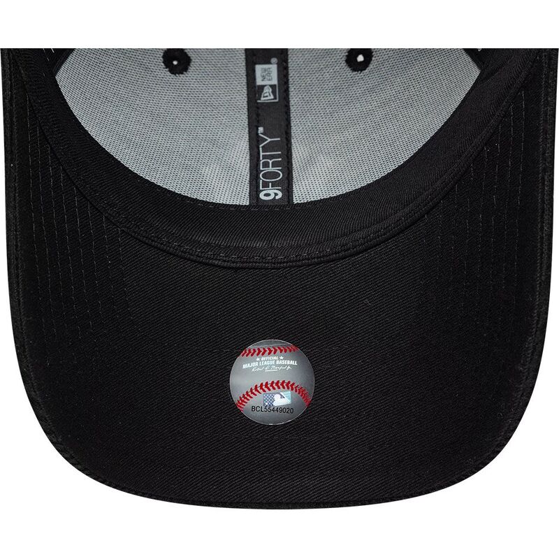 siltovka-zaoblena-cierna-snapback-9forty-entry-cord-new-york-yankees-mlb-new-era