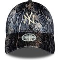 siltovka-zaoblena-viacfarebna-nastavitelny-9forty-snake-print-new-york-yankees-mlb-new-era