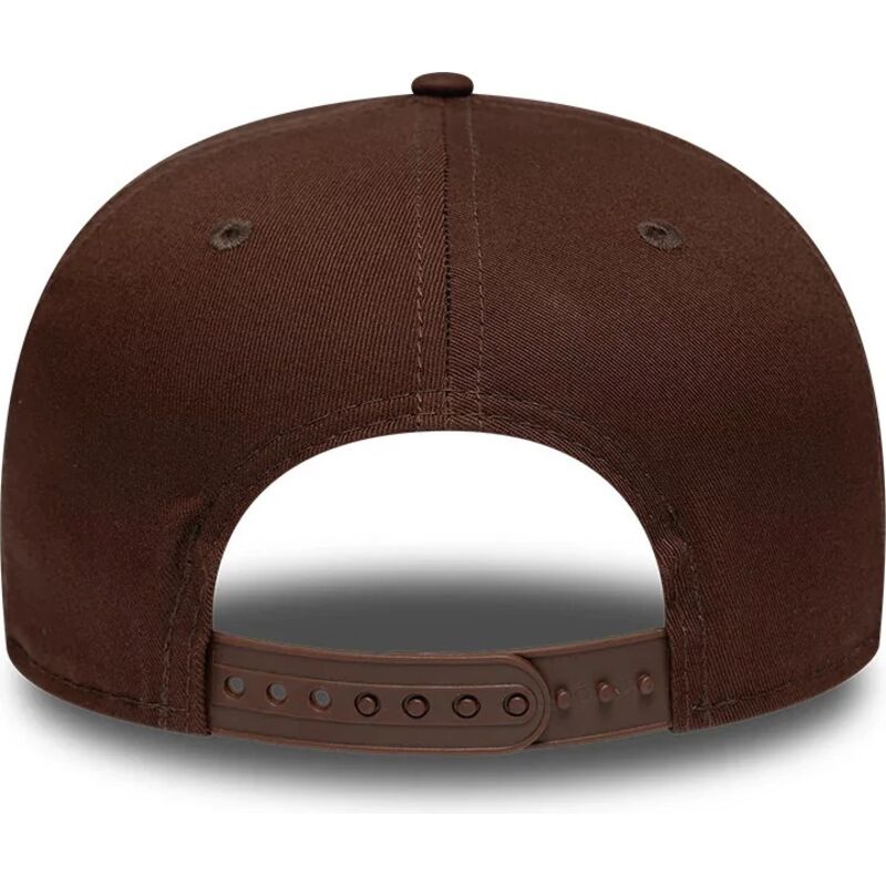 siltovka-rovna-hneda-snapback-9fifty-original-fit-league-essential-new-york-yankees-mlb-new-era siltovka-rovna-hneda-snapback-9fifty-original-fit-league-essential-new-york-yankees-mlb-new-era