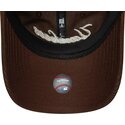 siltovka-zaoblena-hneda-nastavitelny-9twenty-cord-script-new-york-yankees-mlb-new-era